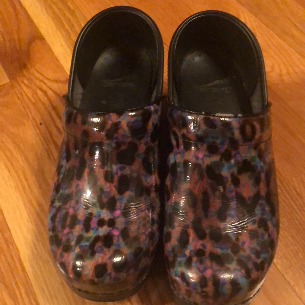 Dansko fun leopard print size 36